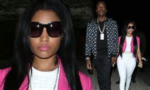 nicki minaj goes through security detector at hollywood club with meek mill daily mail online