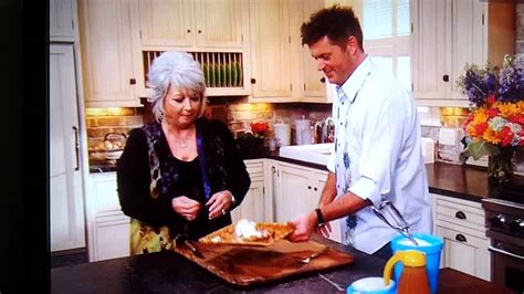 If you want something good, take one of those vidalia onions and quarter it and leave the root to it, together. Paula Dean And Her Pie Hole - YouTube