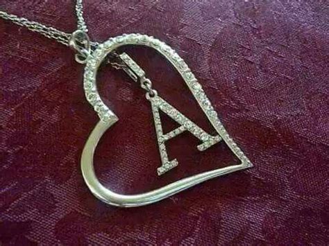 F heart z mehndi pic. NoorAbul | osum dpZzz.... | Pinterest