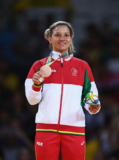 Os jogos olímpicos são um evento esportivo que ocorre a cada quatro anos. Telma Monteiro conquista primeira medalha nos Jogos ...