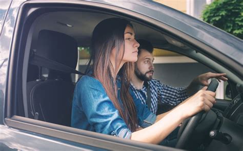 Autoscuola E Agenzia Per Pratiche Auto Praticando Roma