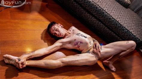 Inked Up Latino Twink Shows Off His Flexibility And Jerks Off Until He Cums Xxx Mobile Porno