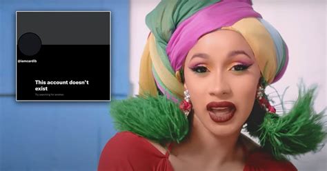 Cardi B Blasts I Hate This F Cking Dumbass Fan Base After Fans Target Her Family Over Not