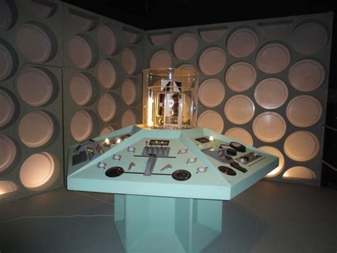 Early Tardis Interior Tardis Doctor Who Interior