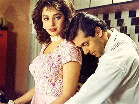 Most Romantic Scenes Featuring Iconic Bollywood Pairs Filmfare Com