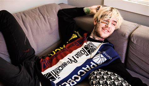 Why Dead Rapper Lil Peep Was An Icon For Millennial Style South China