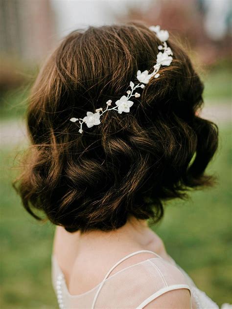 29 Stunning Wedding Hairstyles For Short Hair Bob Wedding Hairstyles Short Hair Bride Short