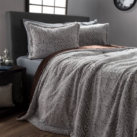 King Size Comforter Set 3 Piece Mink Style Faux Fur Blanket And Sham
