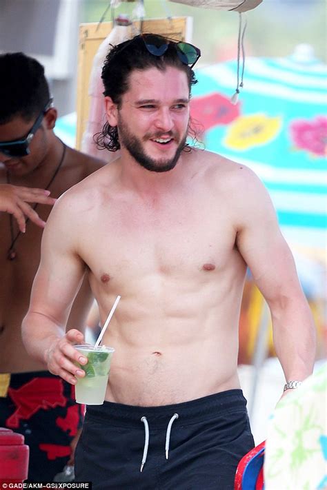 Game Of Thrones Actor Kit Harington Shirtless On The Beach In Brazil