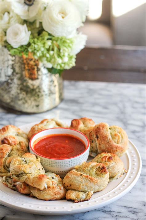 A Classic Recipe Gets An Easy Upgrade Stuffed Garlic Knots Are Filled