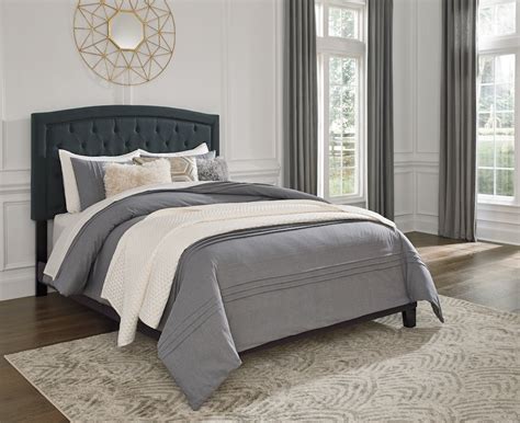 Signature Design By Ashley Bedroom Adelloni Queen Upholstered Bed B080