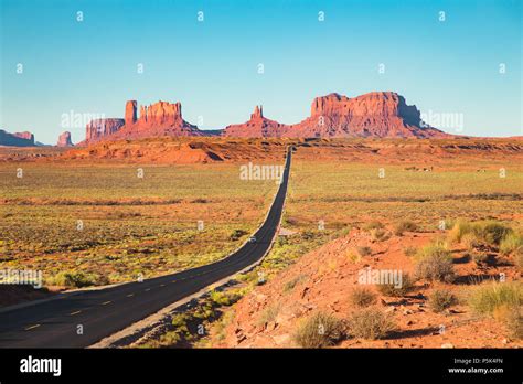 Highway 163 Monument Valley Road Hi Res Stock Photography And Images