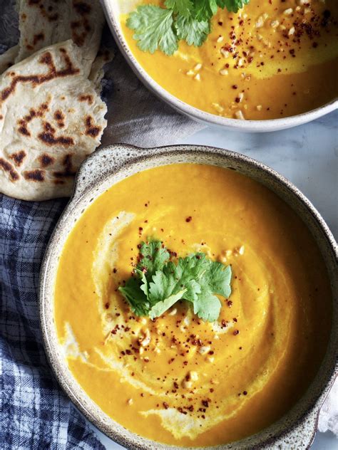 Spicy gulrotsuppe med eple Mat På Bordet