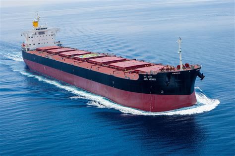 Delivers The Groups 211st “kamsarmax” Bulk Carrier～tsuneishi Heavy