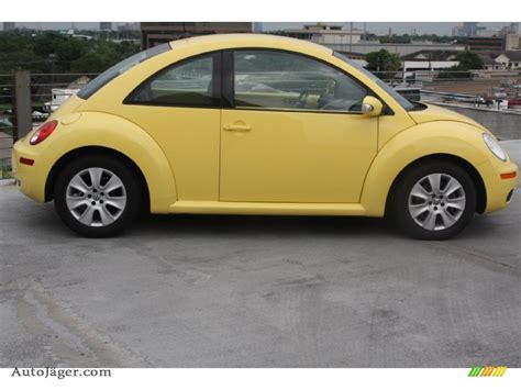 2008 Volkswagen New Beetle S Coupe In Sunflower Yellow Photo 6