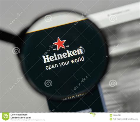 Heineken emblem und ich mach' mich heut behindert, dicka (bah, bah, bah) / zieh' ne' nase amphe, findest mich im hinterzimmer (burr, burr, burr). Milan, Italy - August 10, 2017: Heineken Logo On The ...