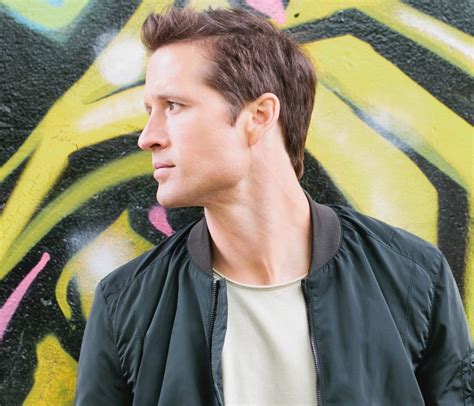 Walker Hayes From Costco To The Radio Sounds Like Nashville