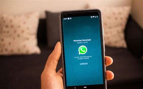 La Nueva Bandera Que Lanza Whatsapp Y El Truco Para Activarla