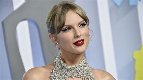 Taylor Swift Announces 2023 Eras Tour Its A Journey Through All Of