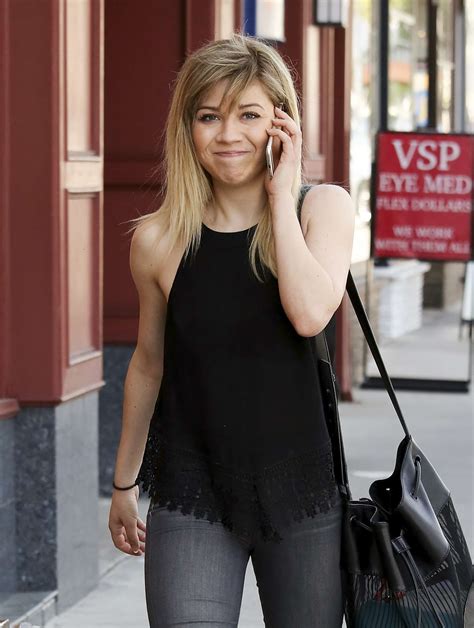 Jennette Mccurdy Out In Los Angeles Gotceleb