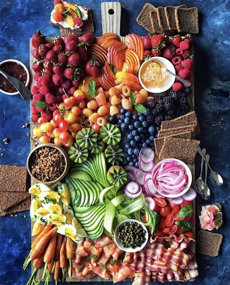 Weekend Brunch Grazing Board Via Thedelicious Summer Brunch Recipes