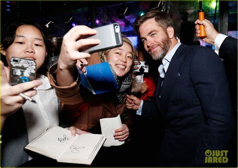 Full Sized Photo Of Chris Pine Zachary Quinto Have Bittersweet Star