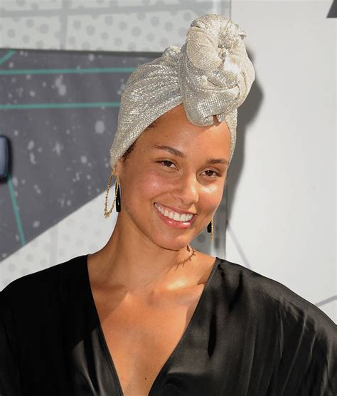 Alicia Keys Beauty Evolution From Flawless To Flawless Huffpost Uk News