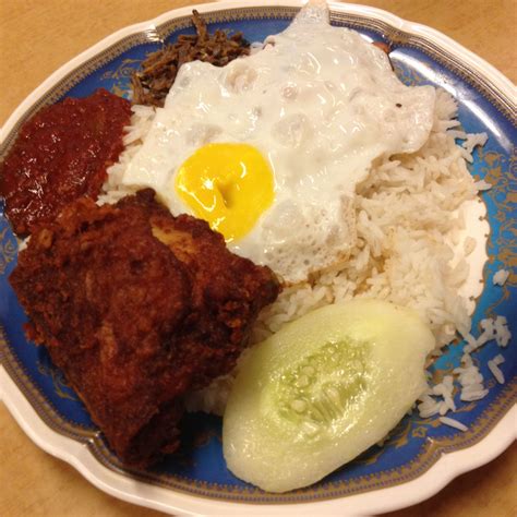 Nasi lemak is malaysia's most famous food, and literally means coconut rice. Nasi Lemak Ayam Goreng | Yummy food, Food, Foods to eat