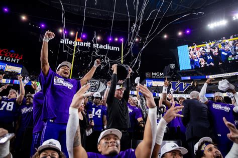Washington Defies The Pundits Again With Thrilling Pac 12 Title Victory