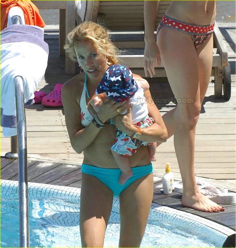 Sheryl Crow Takes Baby Wyatt For A Dip In The Pool Photo 493391