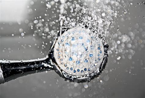 Are Hot Or Cold Showers Better For Health And Wellbeing