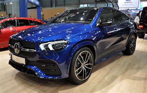 The Mercedes Benz Gle Is The Roomiest Midsize Luxury Suv