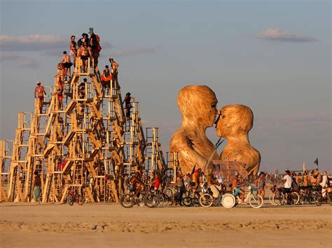 The Best Of Burning Man Festival 2018 Collateral