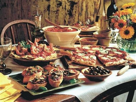 Благоевград за поръчки над 10 лв. Rustic Italian food booth/table. Pizza, pasta, meats ...