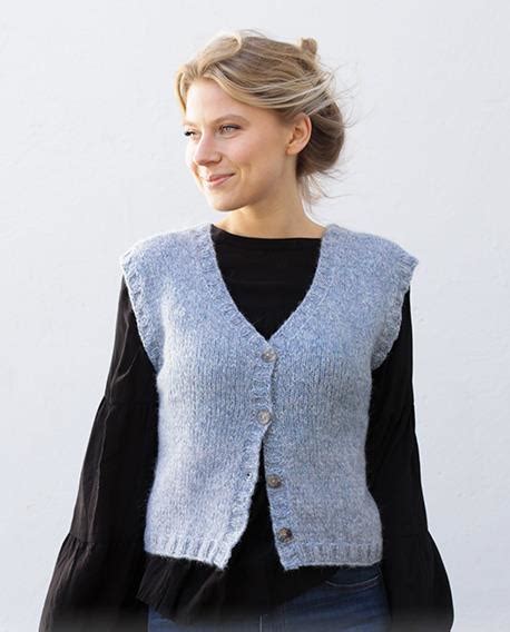 Check out our selection of vests knitting & crochet patterns. 14 Free Vest Knitting Patterns for Women - Knitting Bee