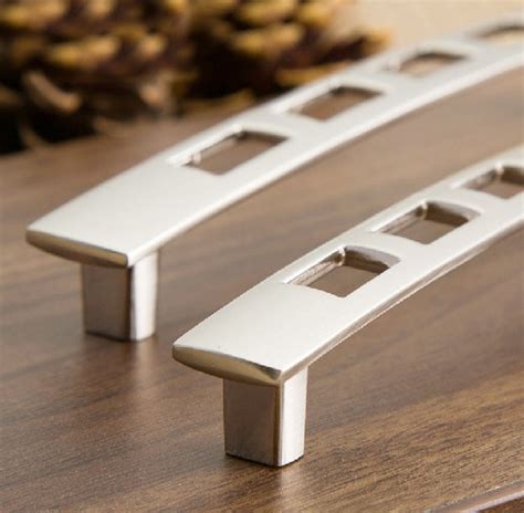 Update your kitchen cabinets or bathroom vanities with these contemporary 3 3/4 center bar pull multipack. Modern Hardware Kitchen Door Handles And Drawer Cabinet Pull Knobs (C.C.:128mm,Length:152mm)-in ...