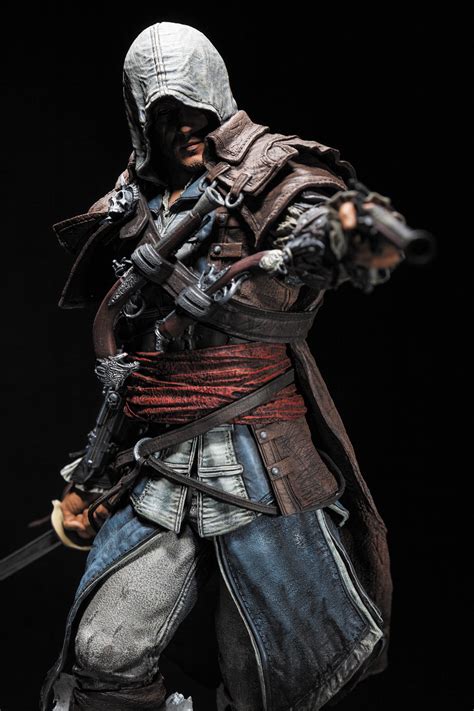 Limited Edition Assassins Creed Iv Black Flag Edward Kenway Statue