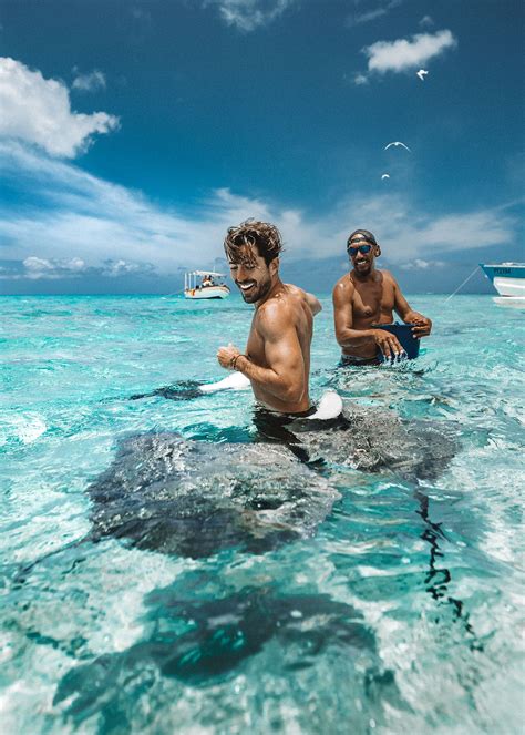 What To Do In Bora Bora The Best Boat Day Exursion Away Lands In