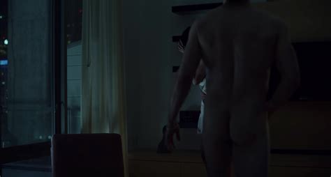 AusCAPS Jake Gyllenhaal Nude In Velvet Buzzsaw