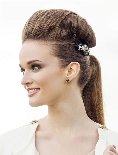 Perfect Updo Hairstyles For Prom Round Square Oval Haircuts