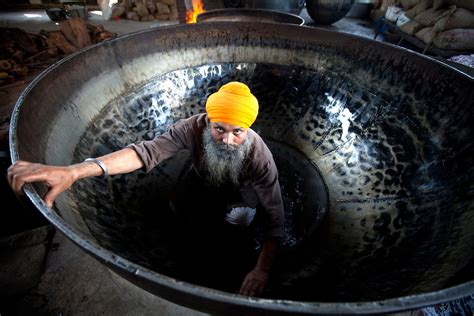 ajmir dargah world s largest cauldrons tradition of indian sufi saints navrang india