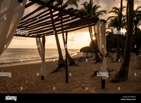 Tropical Beach Huts In The Caribbean Stock Photo Alamy