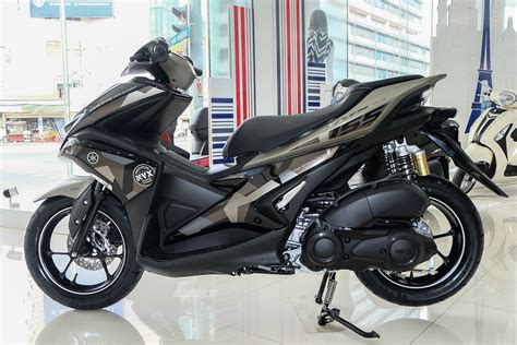 Pictures, trademarks and logos of third parties are the exclusive property of the respective owners. Ảnh chi tiết Yamaha NVX 155 Camo tại đại lý