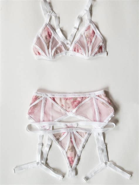 Lily Lingerie Set Bralette Garter And Panties