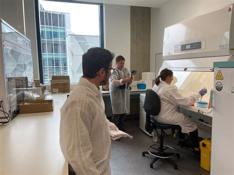 Lab Tour For Health Journalist Following Funding Announcements