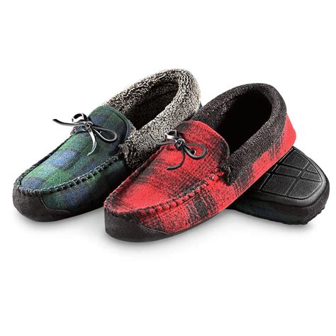 Guide Gear Mens Plaid Fleece Slippers 609316 Slippers At Sportsman