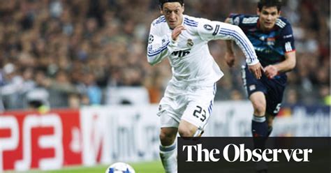 Real Madrid Find Nemo To Their Liking As Mesut Ozil Settles In Well Real Madrid The Guardian