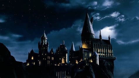 Harry Potter Hogwarts Under Dark Cloudy Sky During Nighttime Hd Movies