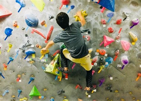 This includes ultra modern and dynamic bespoke climbing walls to deliver a revolutionary rock climbing experience in the largest bouldering gym in the southern hemisphere. マスクをしてボルダリングする効果と影響について | ALLEZ ...