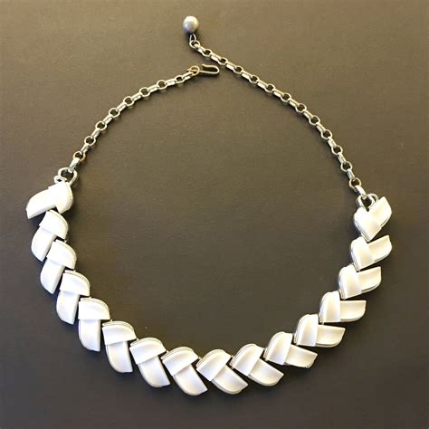 White Lucite Necklace 60s Vintage Jewelry Lucite Jewelry Etsy